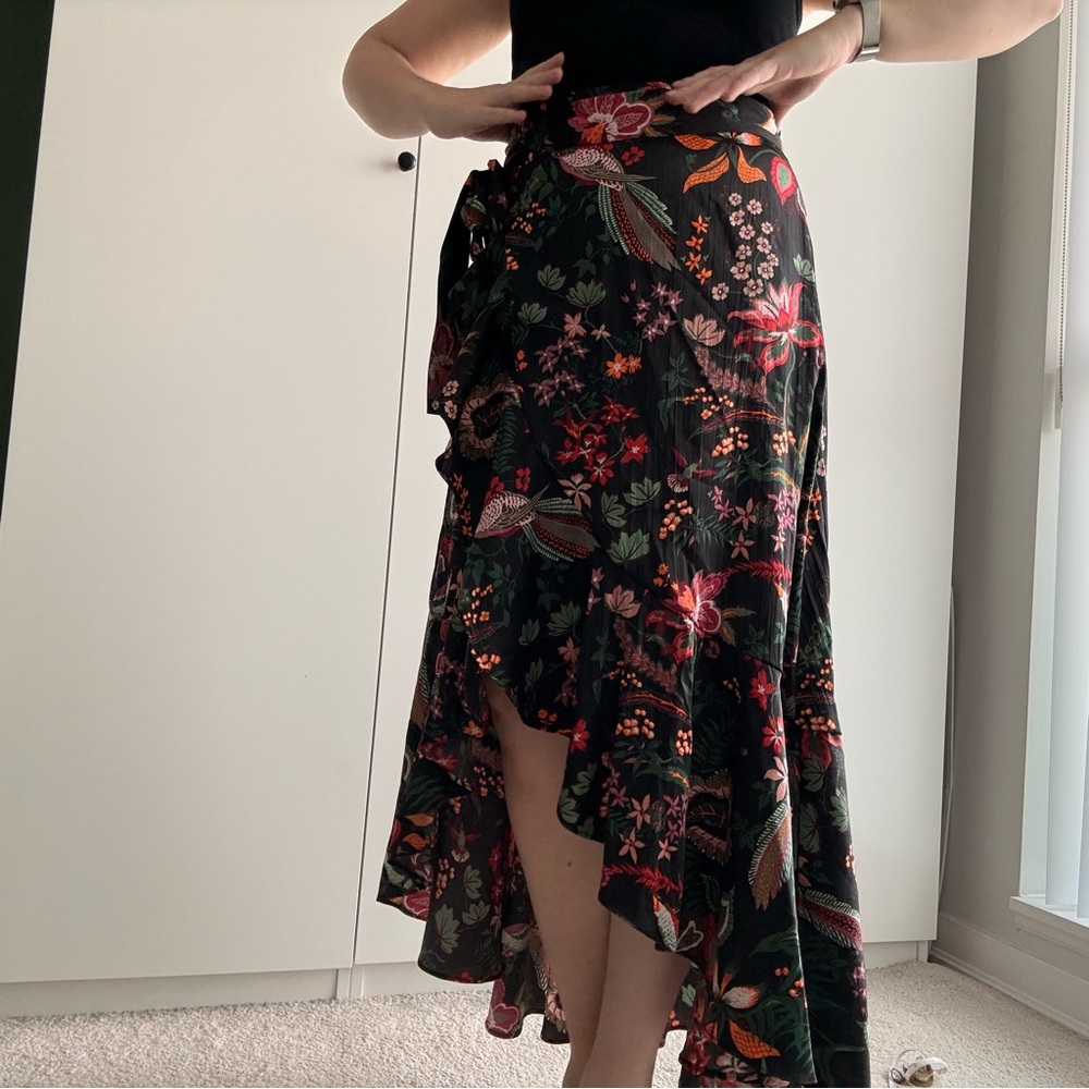 ✨ Anthropologie Floral Wrap Skirt ✨
